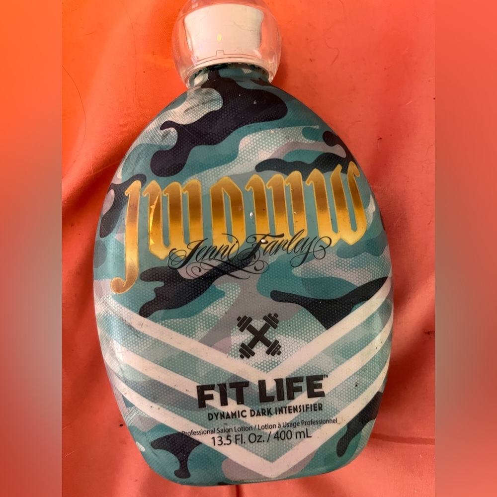 Various high end new or barely used tanning lotions